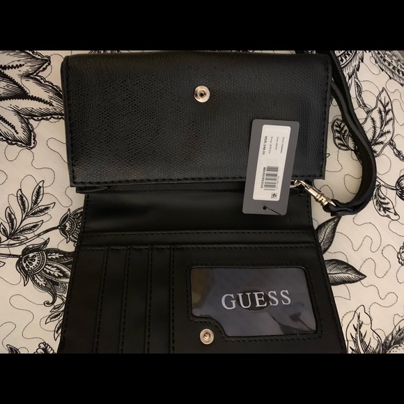 Guess Wristlet/Smartphone Wallet (NWT) - Black - Picture 2 of 4